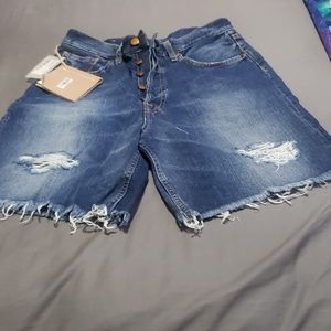 Women's shorts 😍 👌 No Stretch Cecilia Short.